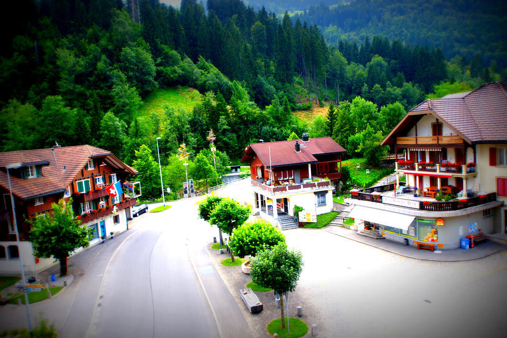 Hotel Kurhaus Flühli Esterno foto